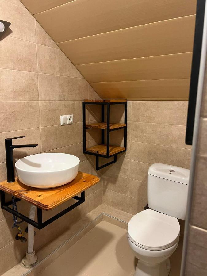 Nino & Irodi'S Guest House Кутаиси Экстерьер фото